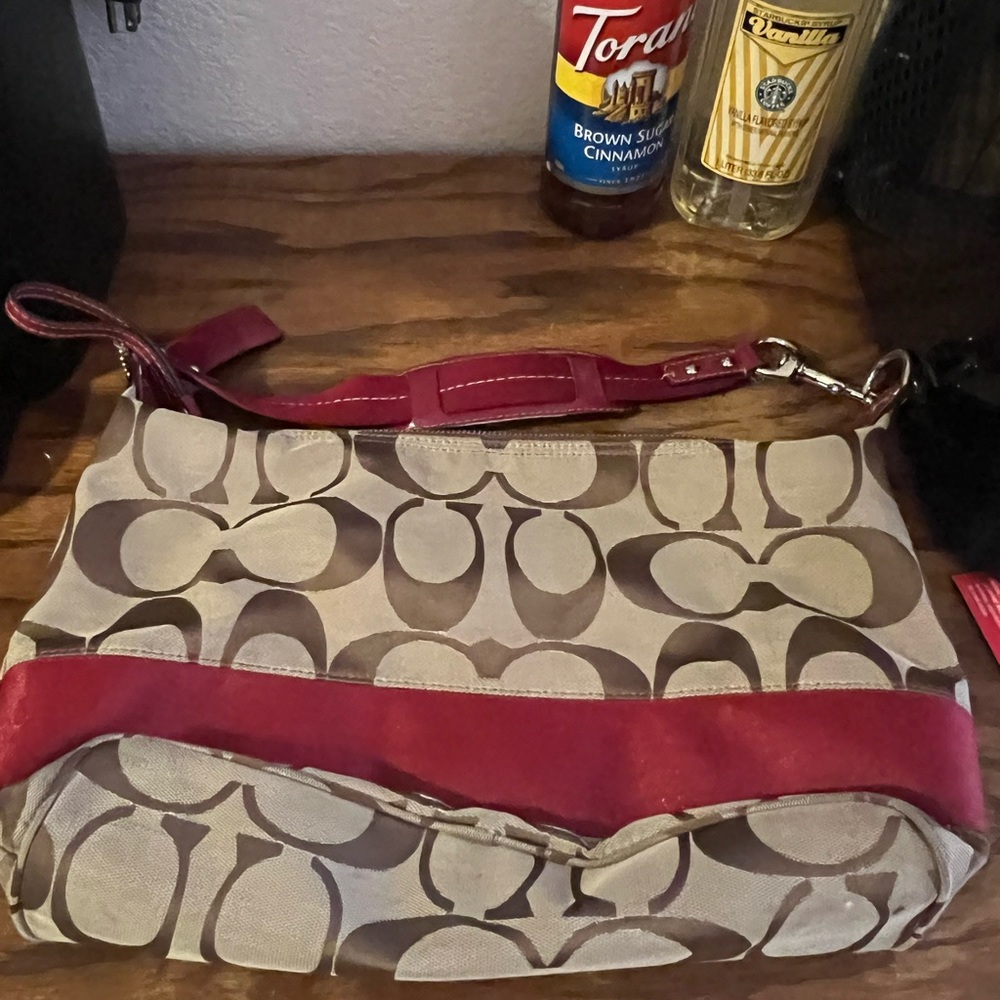 Red coach bag - Picture 3 of 3